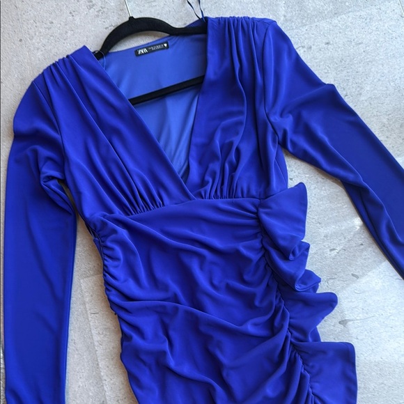 Zara ruched mini dress - Picture 3 of 5